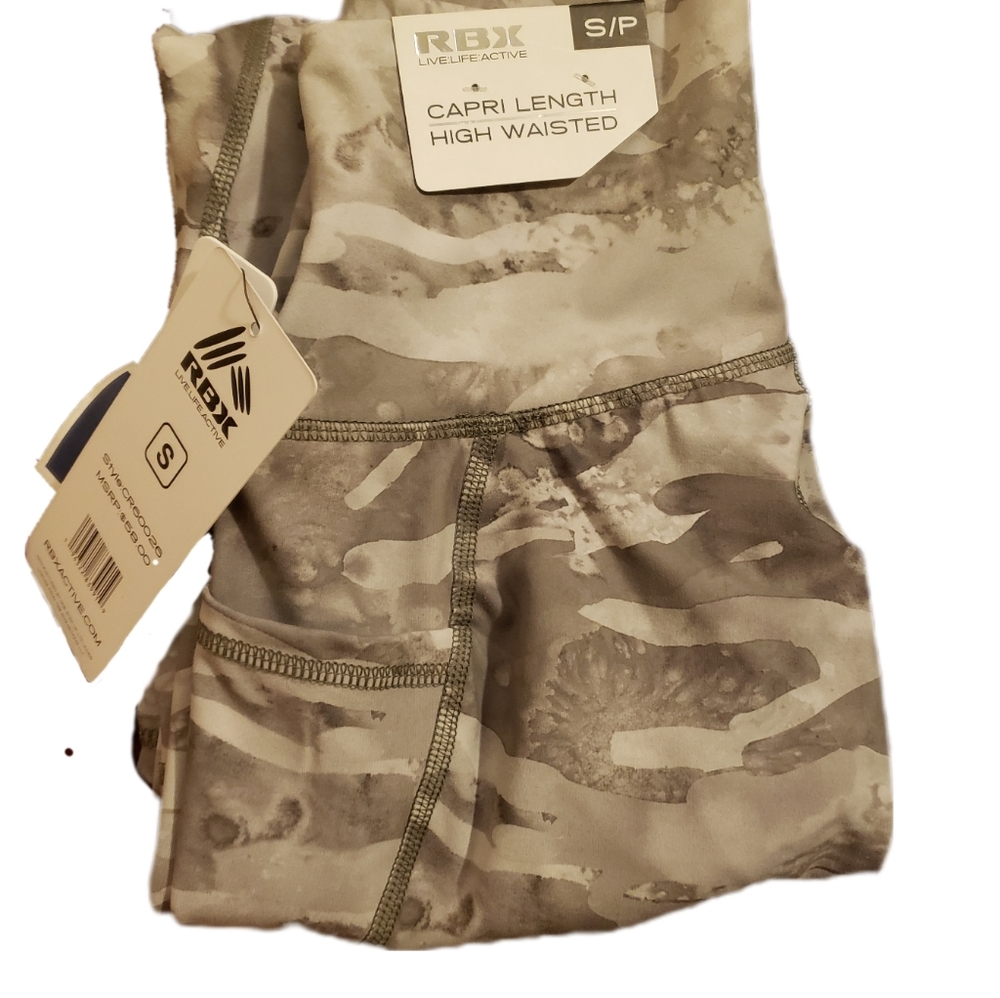 RBK yoga lounge athletic leggings, camo desert, BNWT, pristine! Sz S